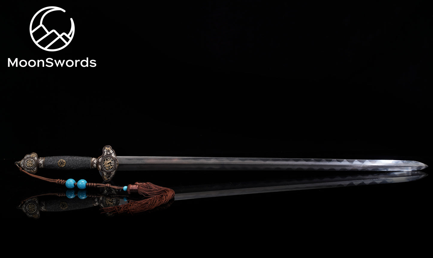 Qian Kun Sword Based on designs from Qing Dynasty.