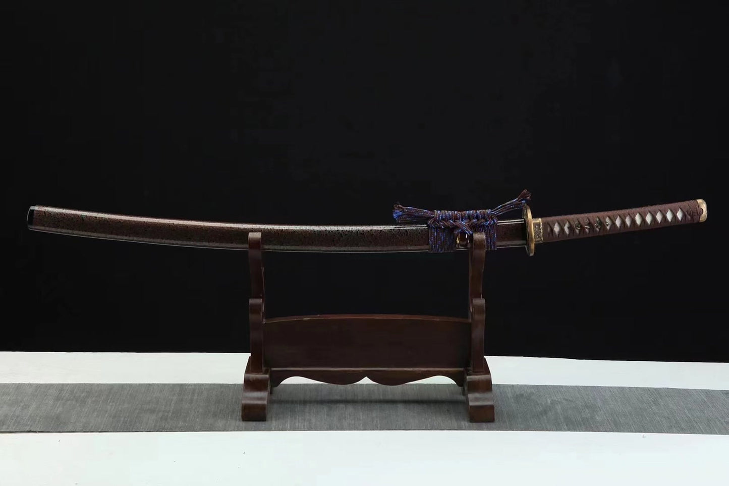 Fire Kirin Katana - Fierce and Majestic Sword Infused with Japanese Tradition